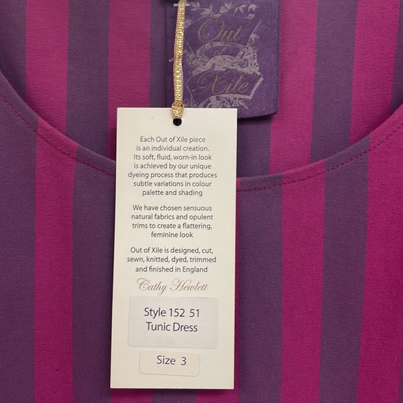 Out of Xile Tunic Dress in Fuchsia. Made in England. - Picture 6 of 9